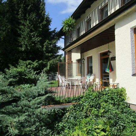 Hotel Dorfwirtshaus Rauch à Eschabruck Extérieur photo